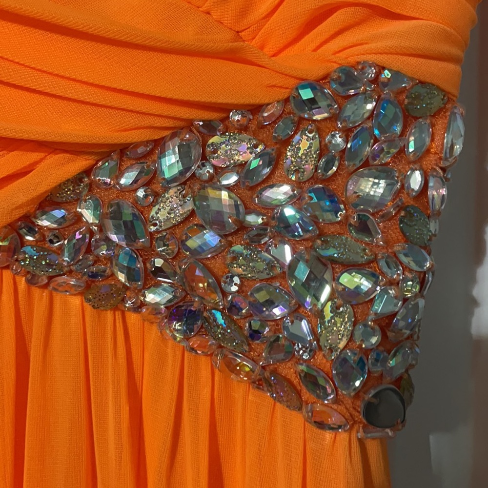 PROM DRESS - Picture 4 of 5